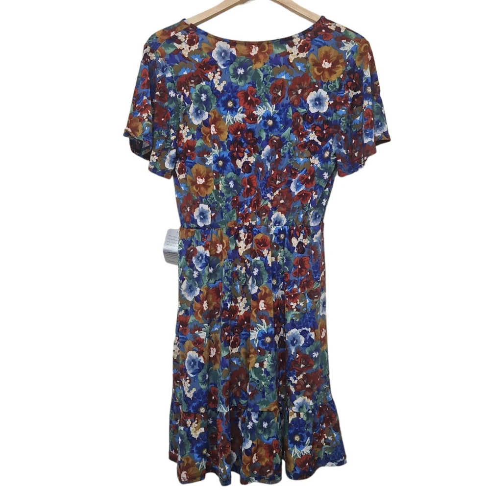 NWT West K Floral Faux Wrap Short Sleeve Dress Medium